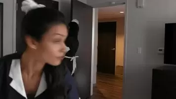I’ve worked housekeeping in a hotel. Wish this would’ve happened to me.