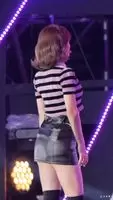 TWICE - Momo