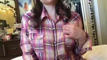 I Can't Contain My Titties!