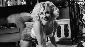 Can't imagine how it'd feel to have Dove Cameron doing this for me, slowly coming at me on all fours...