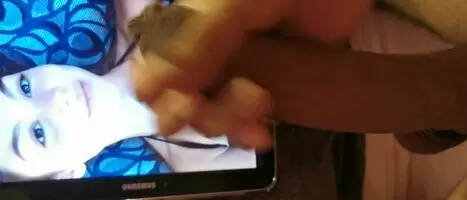 Cumshot for Kira Kosarin
