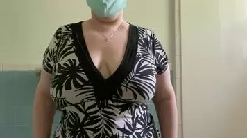 Shaking my melons for everyone
