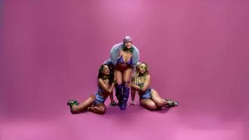 Doja Cat is juicy and thick