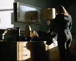 Kristen Bell wearing tight pants