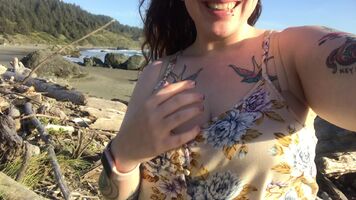 Big titties at the beach