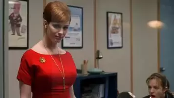 Christina Hendricks showing off the underrated big booty