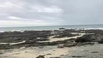 Jerked off at the beach in France last summer