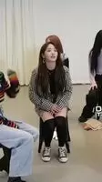 fromis_9 Jisun meaty thighs