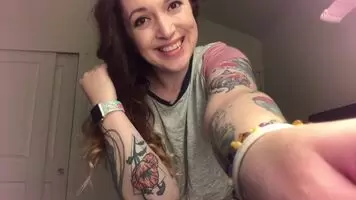 Dropping my big boobs... and pokies 😉