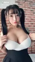 Titty Bounce