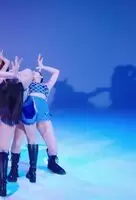 TWICE - Momo