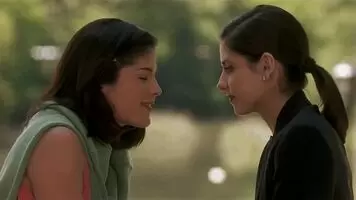 Sarah Michelle Gellar and Selma Blair making out