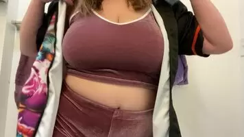 You guys made my night with your last reaction, so here is something a little longer for your viewing pleasure!