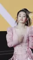 REDVELVET Irene juicy thighs and camel