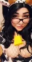 🙈 Shy moomoo. Available all day and night for sessions because I've had so much coffee. Lifetime access to my Snapchat only $60 all weeeeek! Moomoo fun happening there today 🤭
