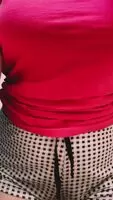 Titty drop and surprise 😋