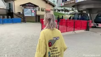 Eva Elfie Makes Him Cum While On Gondola Ride