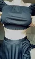 who wants to cum here?