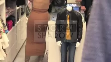 I wish I was that fucking table 😍