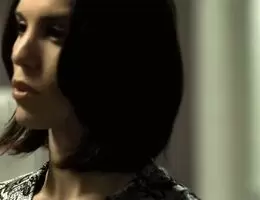 Christy Carlson Romano : shower time