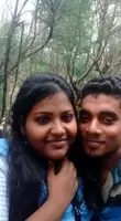 DesiBombs.com - Cute Indian Lovers kissing outdoor