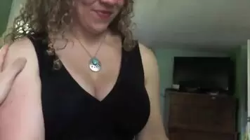 Busty baby is doing a fine job r/JumpyTitsGifs