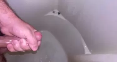 Hotel Cumshot for you 💦