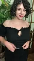 A cute little tit drop for ya! Well, not little tits...