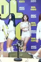 LOONA - Choerry & Olivia Hye