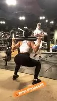 I want Ariel Winter to ride my dick with her fat ass