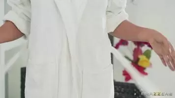 Anal At The Hotel Pool
