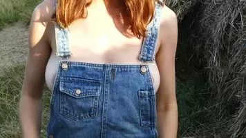 You guys like my easy access dungarees?😊
